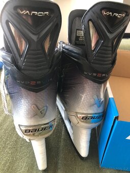 Brusle Bauer Vapor Hyperlite vel 7,5 FIT 3 - 3