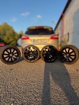 🛞 Na prodej – Alu kola R18 – 5×112 – ET44 – pneu 225/40 R18 - 3