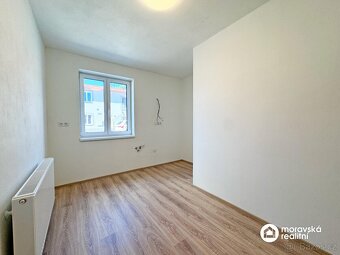 Prodej nového bytu 2+1 ve Vémyslicích - 3