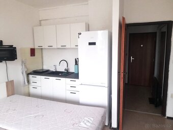 Pronájem bytu 1+kk, 29 m2, ul- Hasičská, Balkon - 3