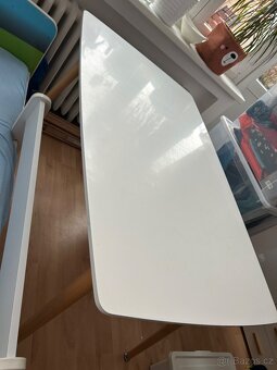 Stůl pracovní/jidelni - 3