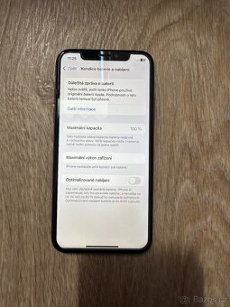 Apple iPhone Xs 256GB Zlatý - 3