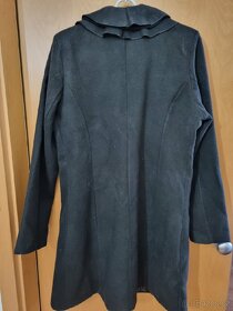Černÿ kabát, vel. L - 3