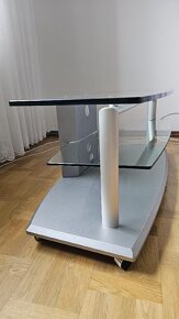 Televizní stolek - 3