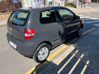 Volkswagen Fox - 3
