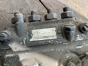 Prodám vstřikovací čerpadlo na čtyřválec (Škoda 4S110?) - 3