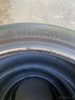 225/45 r17 91W Dunlop 4x6mm dot4517 letní - 3
