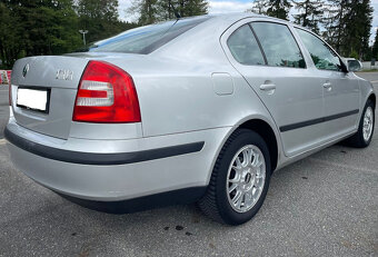 ŠKODA OCTAVIA II Ambiante sedan 1,6 MPI - 3