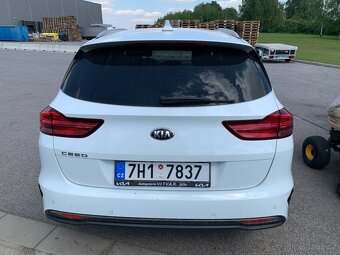 KIA CEED SW CD 1,6 CRDi 2019 Automat 1. majitel - 3