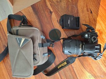 Nikon D3100 18-105 - 3