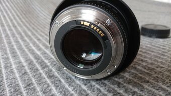 CANON EF 85mm f/1,8 USM v TOP stavu - 3