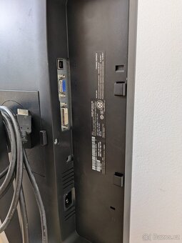 LCD dell 24” 61cm - 3