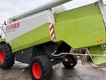 Claas Lexion 440 V660 - 3
