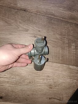 Karburátor pérák po repasi - 3
