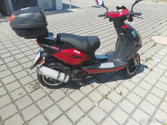 Prodám skútr 125ccm - 3