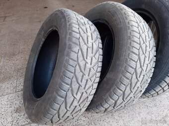 Zimní pneumatiky 215/60 R16 - 3