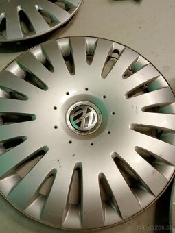 vw passat original poklice 16" - 3