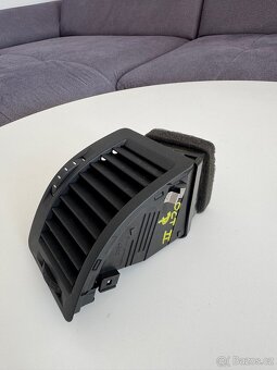 Mřížka větrací pravá - ŠKODA OCTAVIA II - 3
