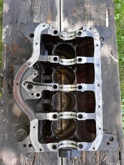 Blok motoru ARO 10, 1400ccm - 3