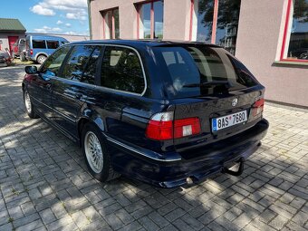 BMW e39 525D touring manuál - 3