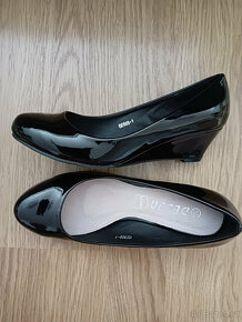 NOVÉ ZNAČKOVÉ BOTY 10x RŮZNÉ MODELY DÁMSKÉ / DÍVČÍ - 3