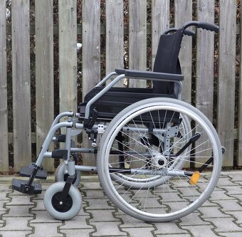 127-Mechanický invalidní vozík Vital - 3