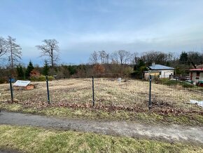Prodej pozemku s projektem , skvělá lokalita Jesenice - 3