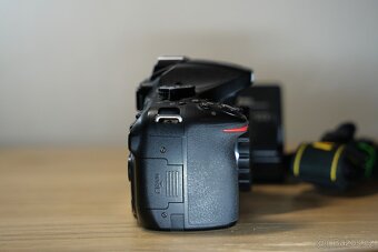 Nikon d5200 (~17k závěrka) - 3