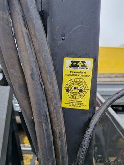 Kontejner s hydraulickou rukou HIAB 0 - 3