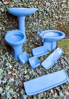 Sanitární keramika - retro set - 3