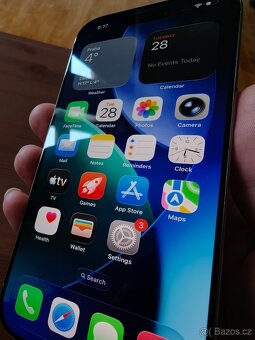 Apple iPhone 16 Pro 256GB - 3