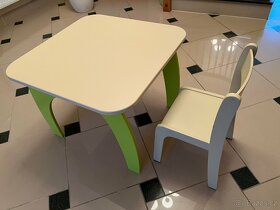 Dětský stolek se židličkou Meblik 67x67x50 cm - 3