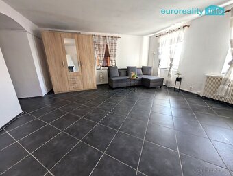 Prodej, rodinný dům, 673 m2, Hlupín u Horažďovic - 3