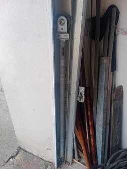 Prodám sekční garážová vrata - 3