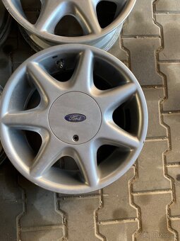 Ford Escort RS R15 alu disky - 3