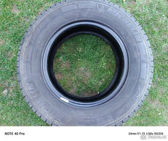 Pneu Michelin 215/70/15C letní - 3