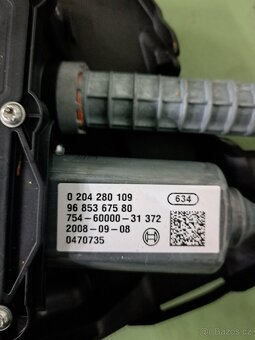 Elektronická ruční brzda Citroën C4 Grand Picasso - 3