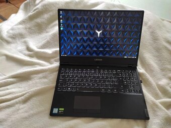 Lenovo legion y540 - 3