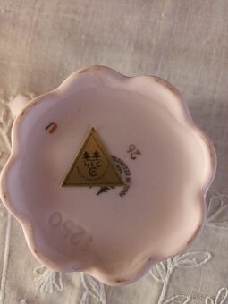 Bucláky z růžového porcelánu - 3