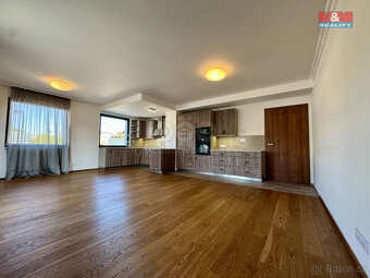 Pronájem bytu 4+kk, 112 m², Praha, ul. Pod dvorem - 3