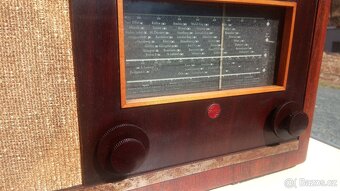 Philips 109A-14, 1937-38, staré stolní rádio. - 3