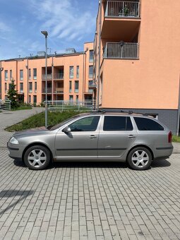 🚗 Škoda Octavia II (1Z5) 2.0 TDI (BMM) DSG – Elegance - 3