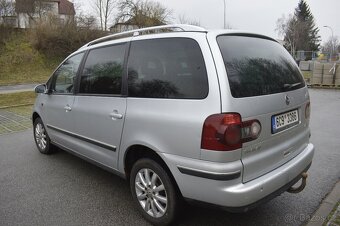 Prodám VW Sharan 2.0 TDI, r.v. 2009, sedm míst - 3