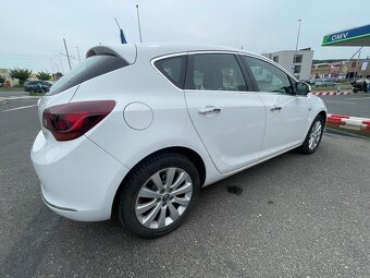 Opel Astra - 3