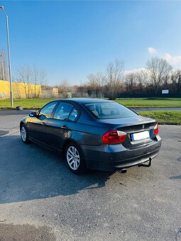 Prodám BMW - 320d e90 2008 - 3