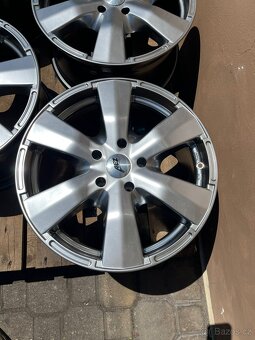 Alu disky Dozt Luxor 8x17" – 5x114,3, ET 35, CB 71,6 mm - 3