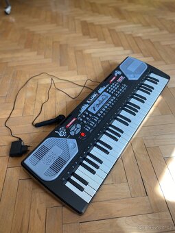 Prodám klávesy - 3