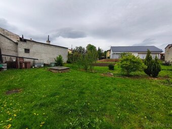 Rodinný dům 4+1 s garáží, terasou a zahradou – Lipník n. B. - 3