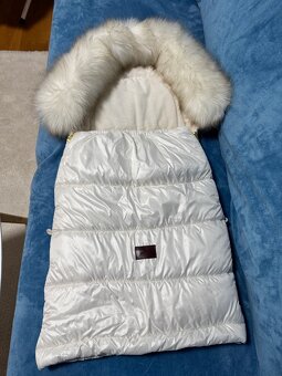 Prodám rostoucí fusak do kočárku s odnímatelnou kožešinou - 3