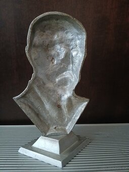 Hliníková busta T. G. Masaryk - 3